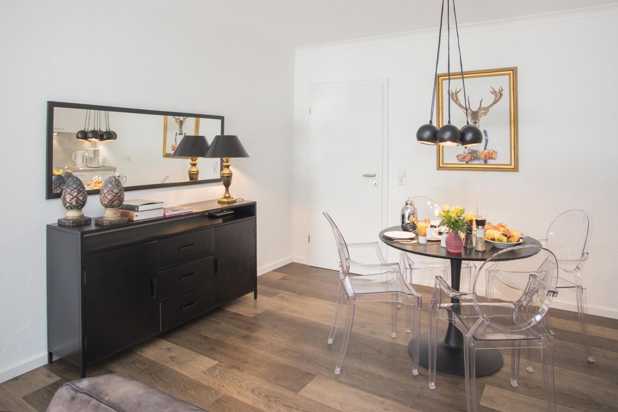 The Suite Winterberg Deluxe - Exklusive Ausstattung, Bestlage Zwischen Skikarussell Und Marktplatz, Eigener Garten, Ski- Und Fahrradraum, Ruhige Suedausrichtung, Wlan, Hundefreundlich Екстериор снимка